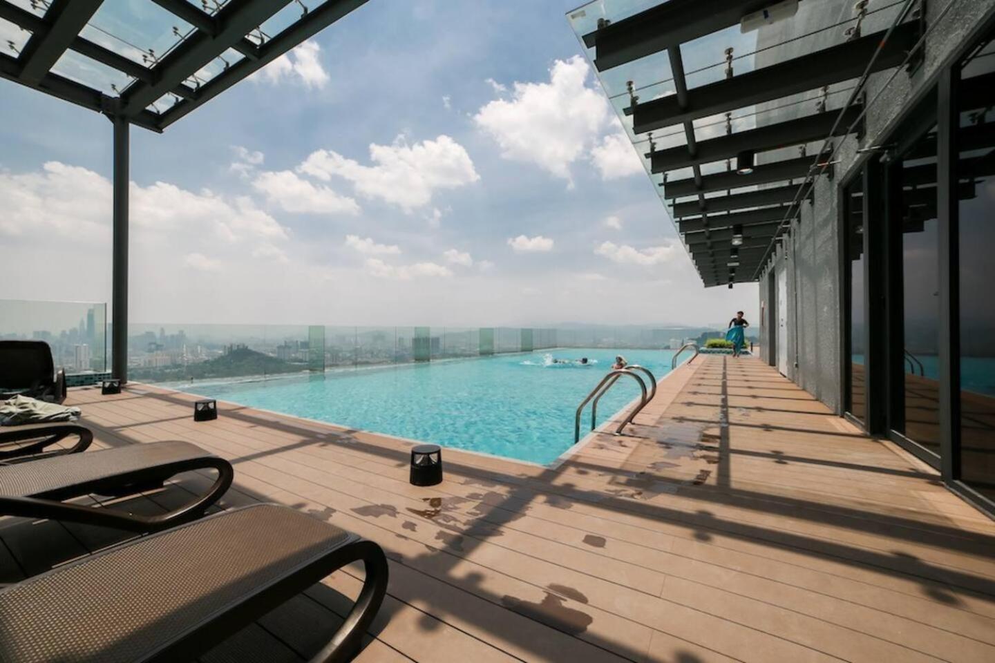 Ekocheras Snooker Pool Jd #balcony #4pax #abovemall #freecarpark Apartment